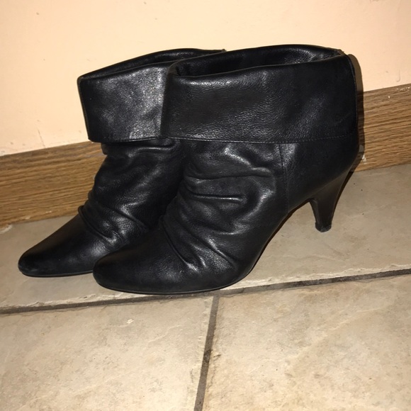 LEATHER "Steve Madden” Ankle Boots’ - Picture 6 of 13